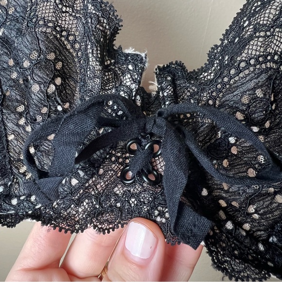 Victoria’s Secret Very Sexy Unlined Demi Bustier Black Lace Bra 34 C Lingerie - Picture 3 of 10